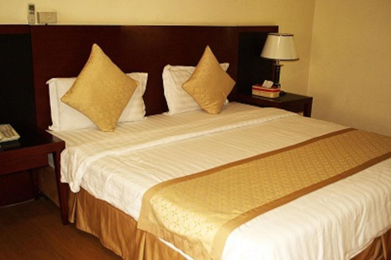 Interpark Hotel Olongapo Exterior photo
